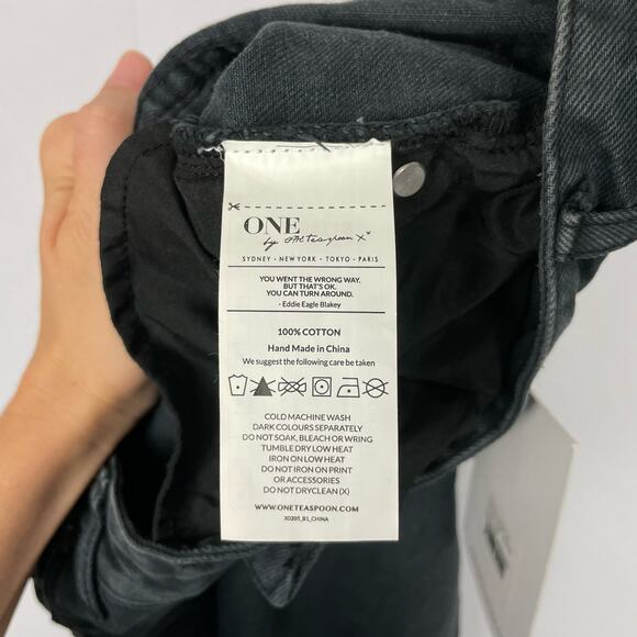 One Teaspoon | NWT Trashed FreeBirds Low Waist Black Distressed Zipper Jeans - Picture 13 of 14